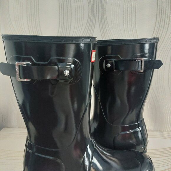Hunter Classic Short Gloss Rain Boots Black 8 Mid Calf Shiny Like New - Picture 6 of 9